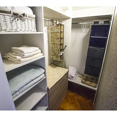 Shades Of Grey Apartament *
